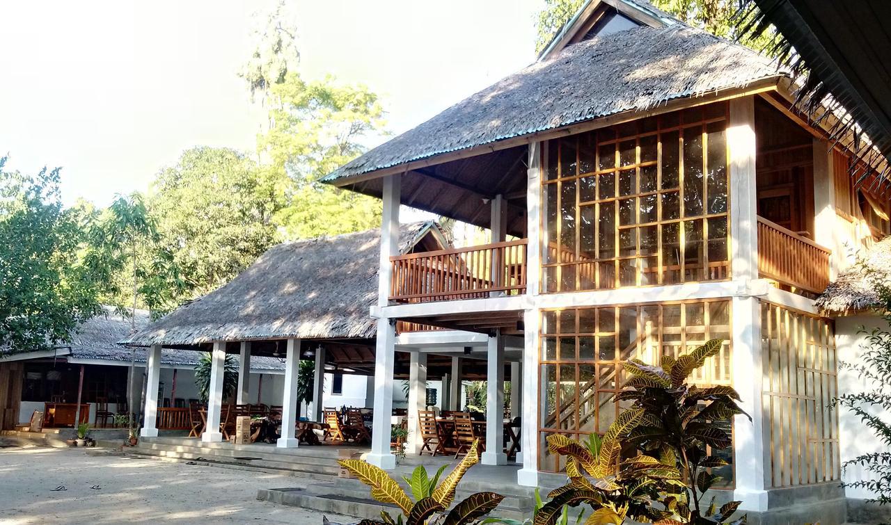 Jonaths Cottage Bunaken Exterior foto